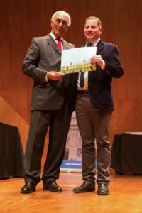 Clase Ejecutiva UC graduó a 1485 nuevos alumnos de sus programas de diplomado online