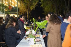 Clase Ejecutiva UC graduó a alumnos de Walmart de sus programas de diplomado online.