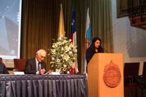 Clase Ejecutiva UC graduó a alumnos de Walmart de sus programas de diplomado online.