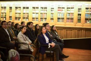 Clase Ejecutiva UC graduó a alumnos de Walmart de sus programas de diplomado online.